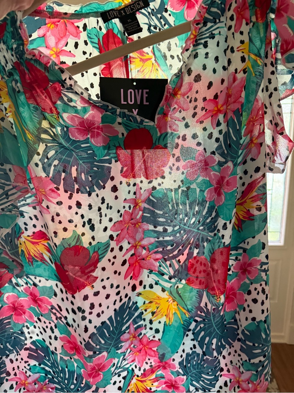 Tropical V Neck Flutter Sleeve Blouse NWT - Picture 8 of 9